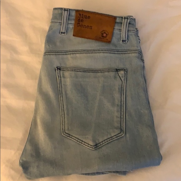 Jeans - Picture 3 of 4